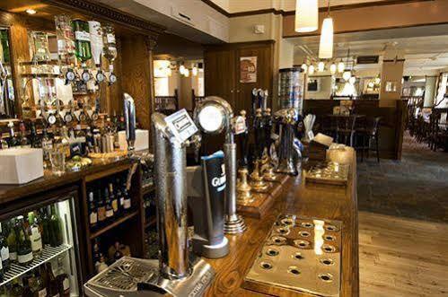 Altrincham Lodge Extérieur photo