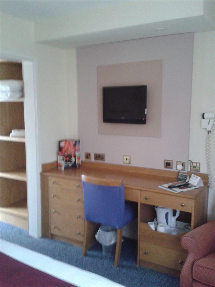 Altrincham Lodge Extérieur photo